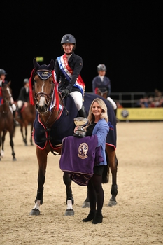 Stacey Cook saves the best until last in the British Showjumping Silver League Championship